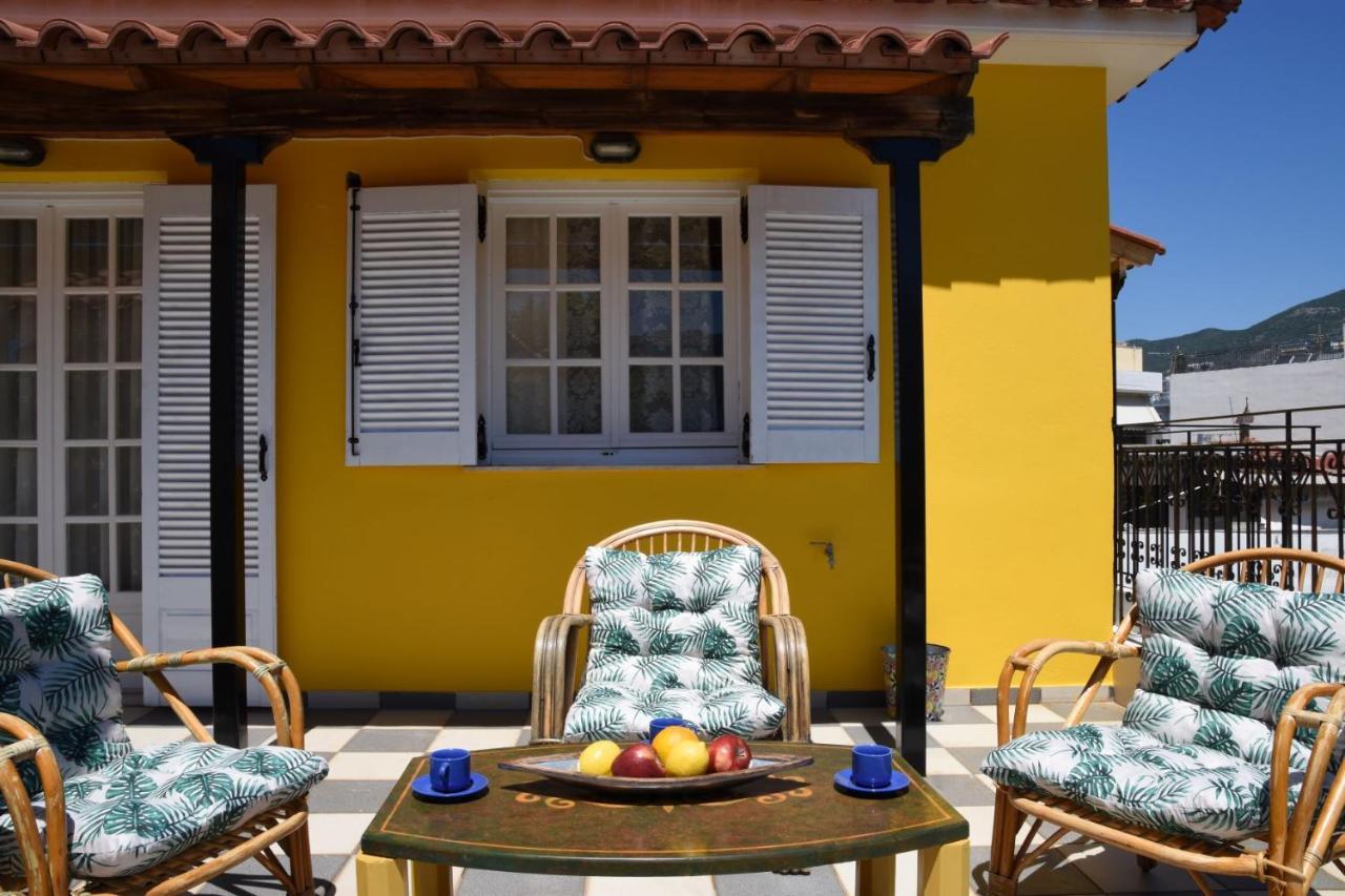 The Yellow Art Home カラマタ エクステリア 写真